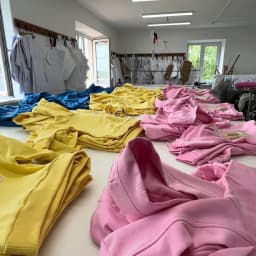 Plakads Cutting Table at Work