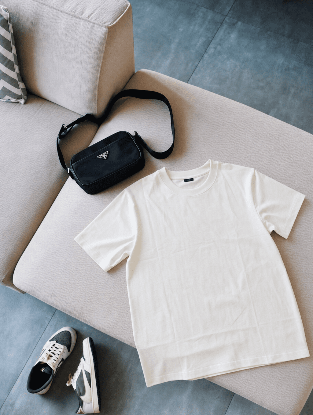 Off-White 240 GSM Regular T-Shirt