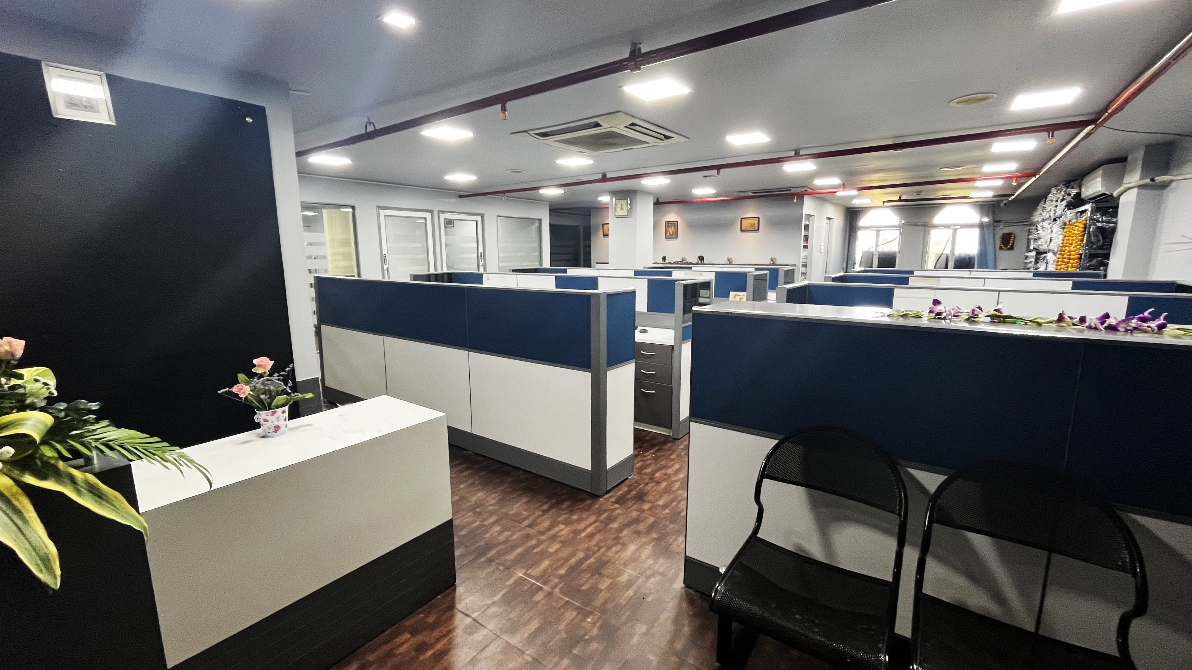 Plakads New Alipore Market Office Sales and Customer Service Area